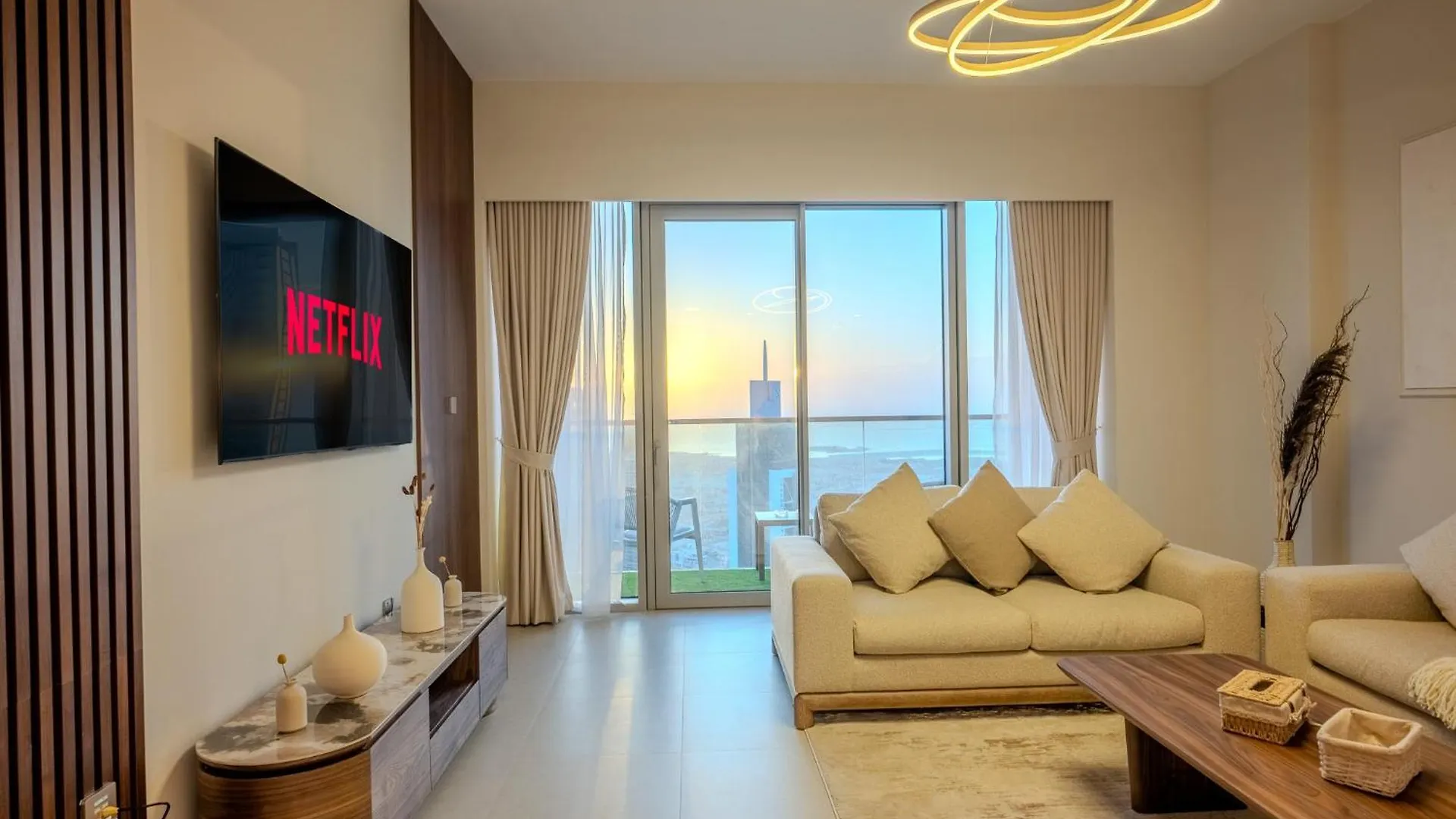 Apartment 60Th High Floor - Full World Islands, Downtown And Ocean View - High Quality Design And Furniture - 2 Bedroom Dubai