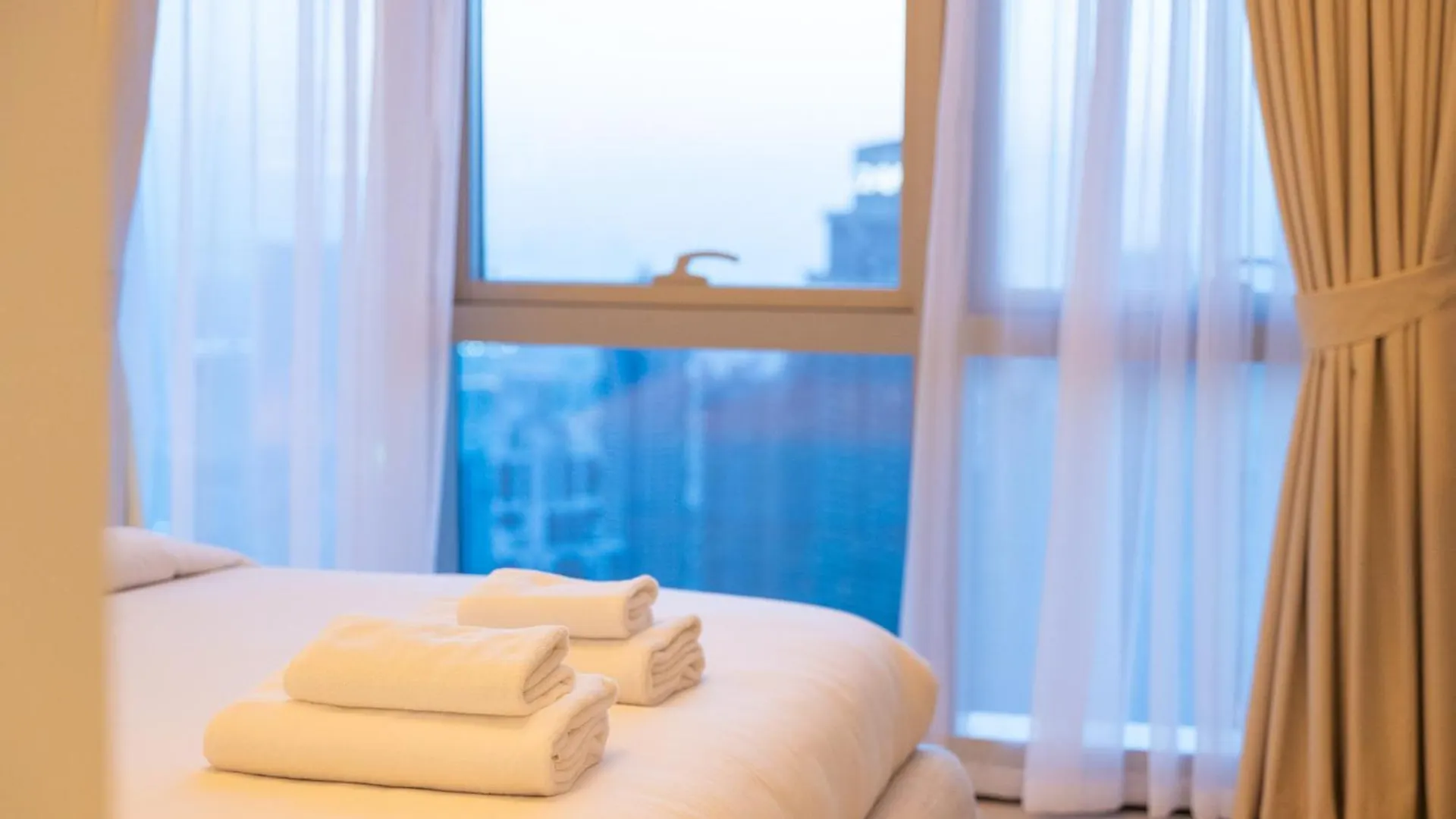 Apartment 60Th High Floor - Full World Islands, Downtown And Ocean View - High Quality Design And Furniture - 2 Bedroom Dubai