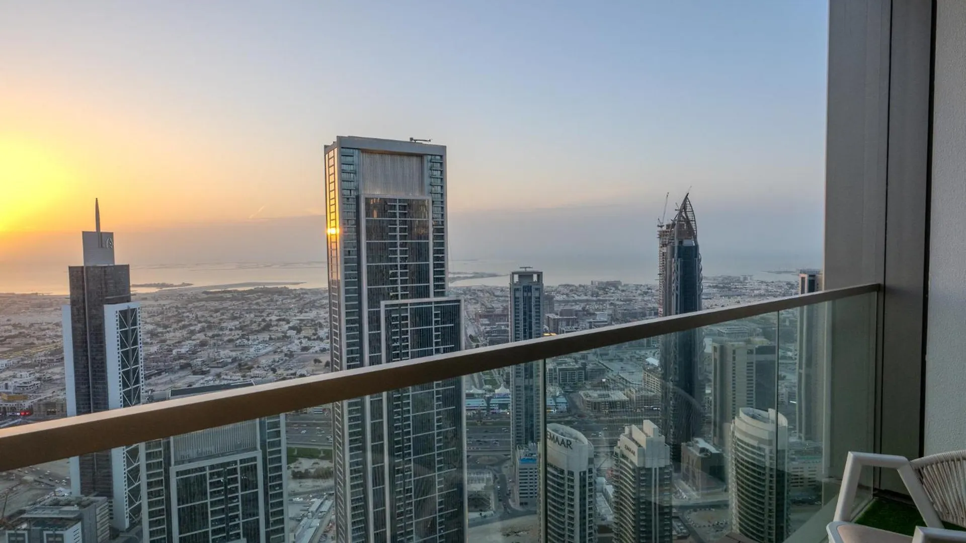 60Th High Floor - Full World Islands, Downtown And Ocean View - High Quality Design And Furniture - 2 Bedroom Dubai 0*,