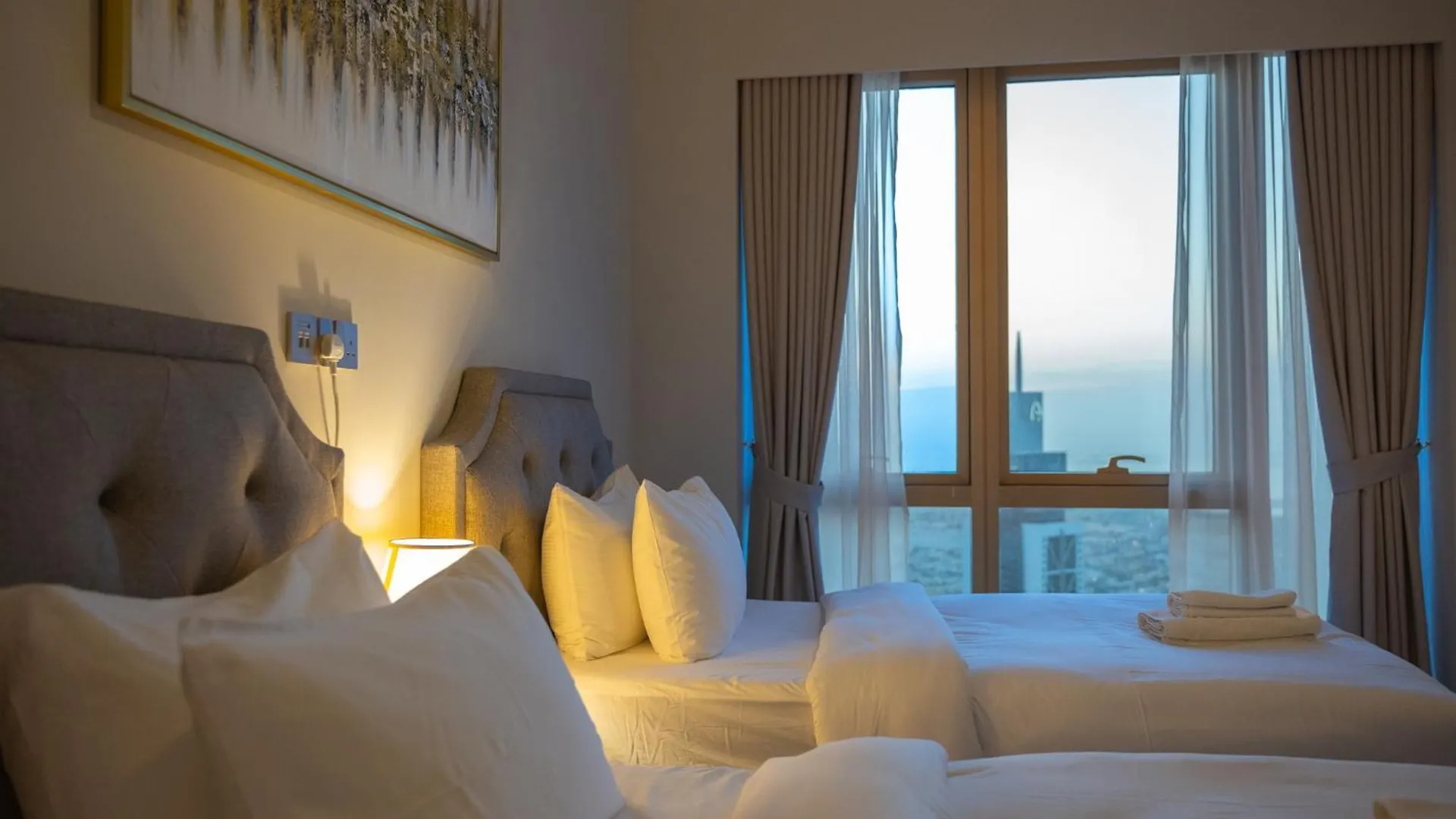 アパート 60Th High Floor - Full World Islands, Downtown And Ocean View - High Quality Design And Furniture - 2 Bedroom ドバイ